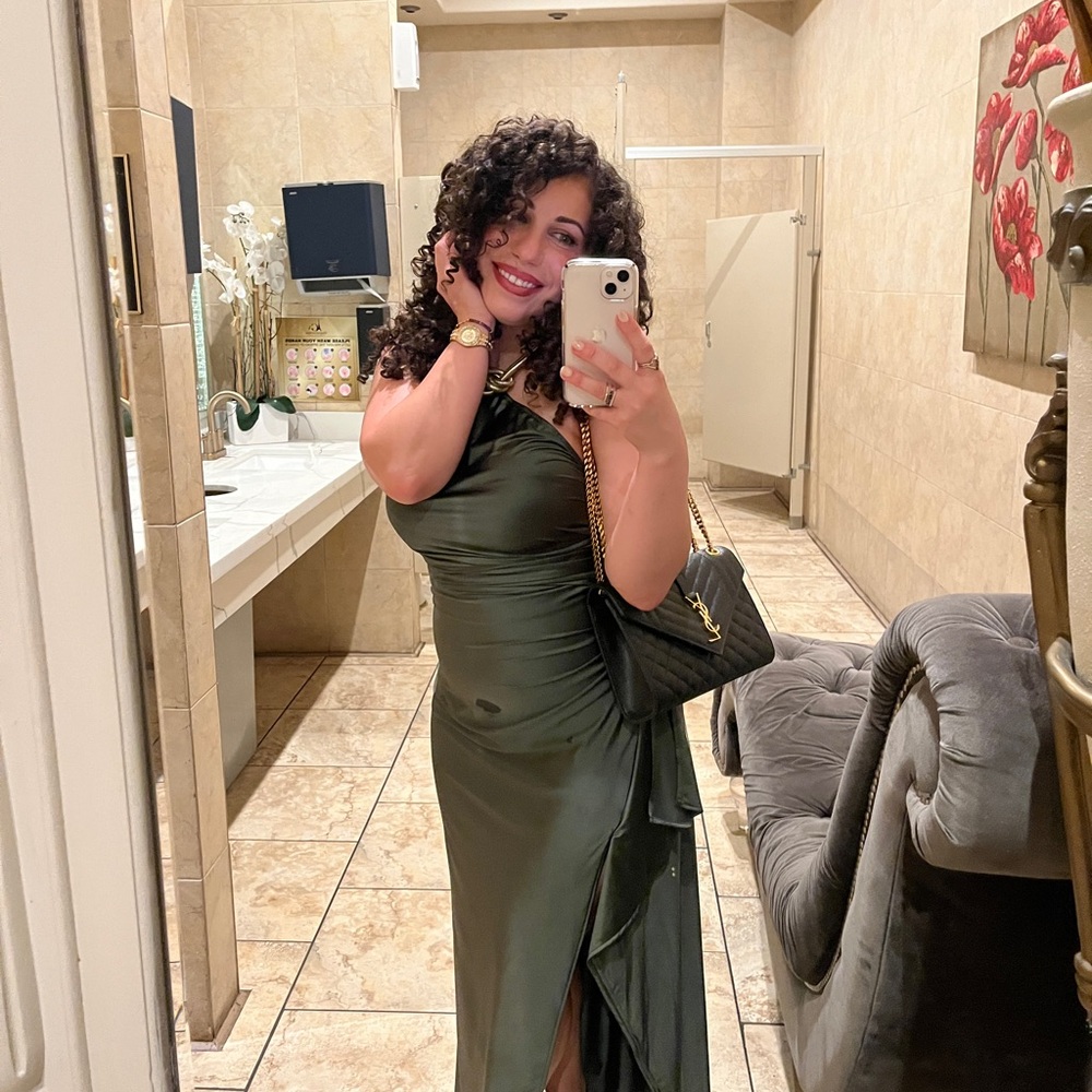 Elegant Green One Shoulder Dress